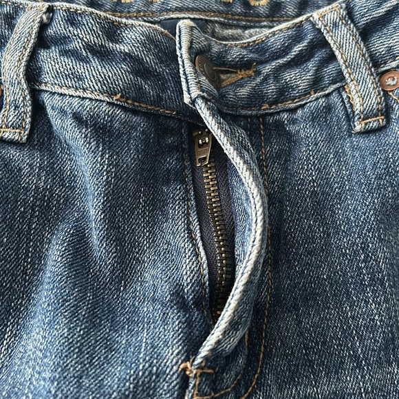 🌻4/$20 Roots Women’s Mid Rise Flared Medium Wash Jeans Size 29 L - Picture 8 of 15